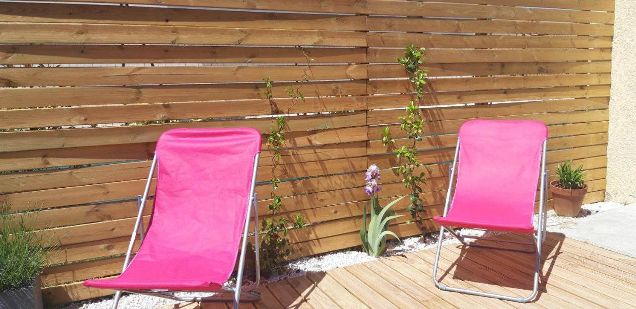 Appartement neuf clim, terrasse&piscine Blauzac  Extérieur photo