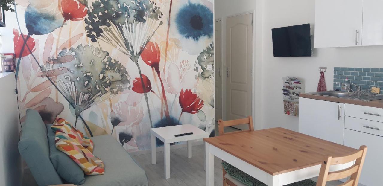 Appartement neuf clim, terrasse&piscine Blauzac  Extérieur photo